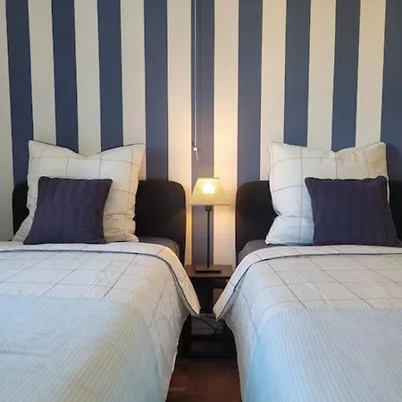 Chez Lou Feriehus *